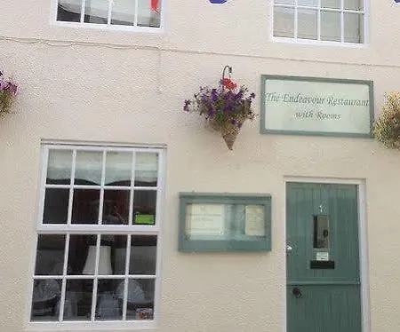 Endeavour, Bed and breakfast 5*