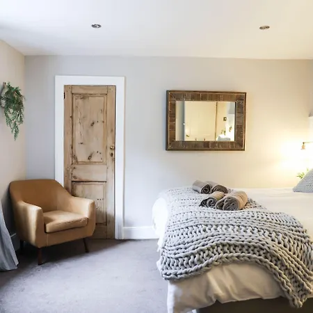 The Endeavour Restaurant With Bed & Breakfast 5*