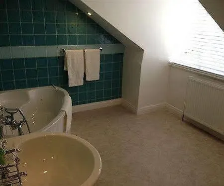 Alojamento de Acomodação e Pequeno-almoço Endeavour, 5*