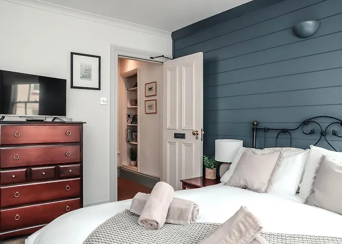 The Endeavour Restaurant With Bed & Breakfast 5*