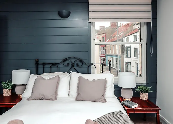 Bed & Breakfast The Endeavour Restaurant With 5*