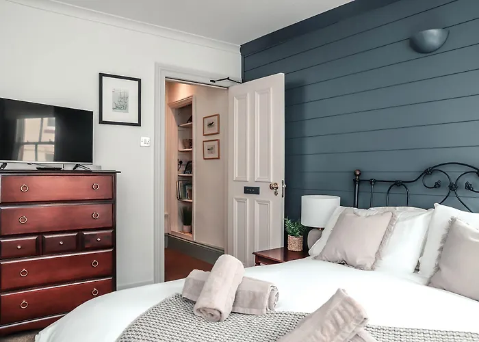 The Endeavour Restaurant With Bed & Breakfast 5*